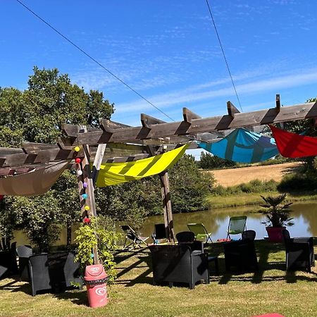 Camping Les Petites Minaudieres Coussay-les-Bois Luaran gambar