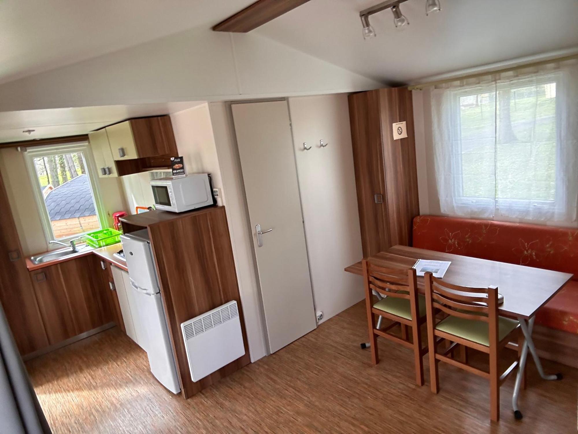 Camping Les Petites Minaudieres Coussay-les-Bois Bilik gambar