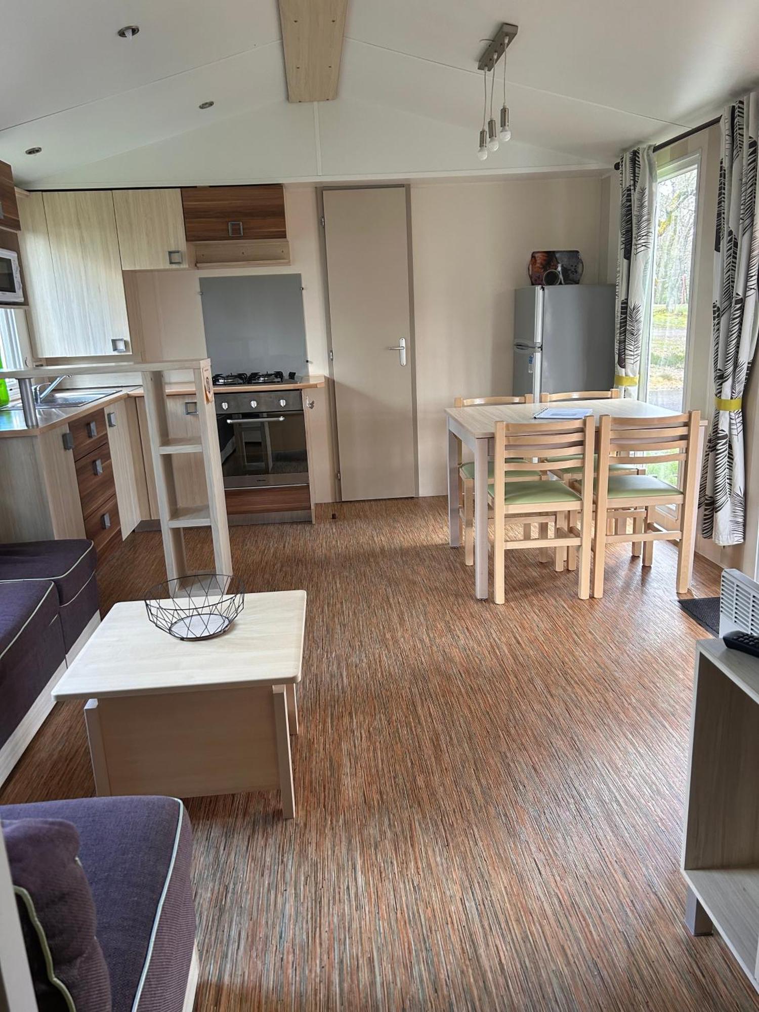 Camping Les Petites Minaudieres Coussay-les-Bois Bilik gambar