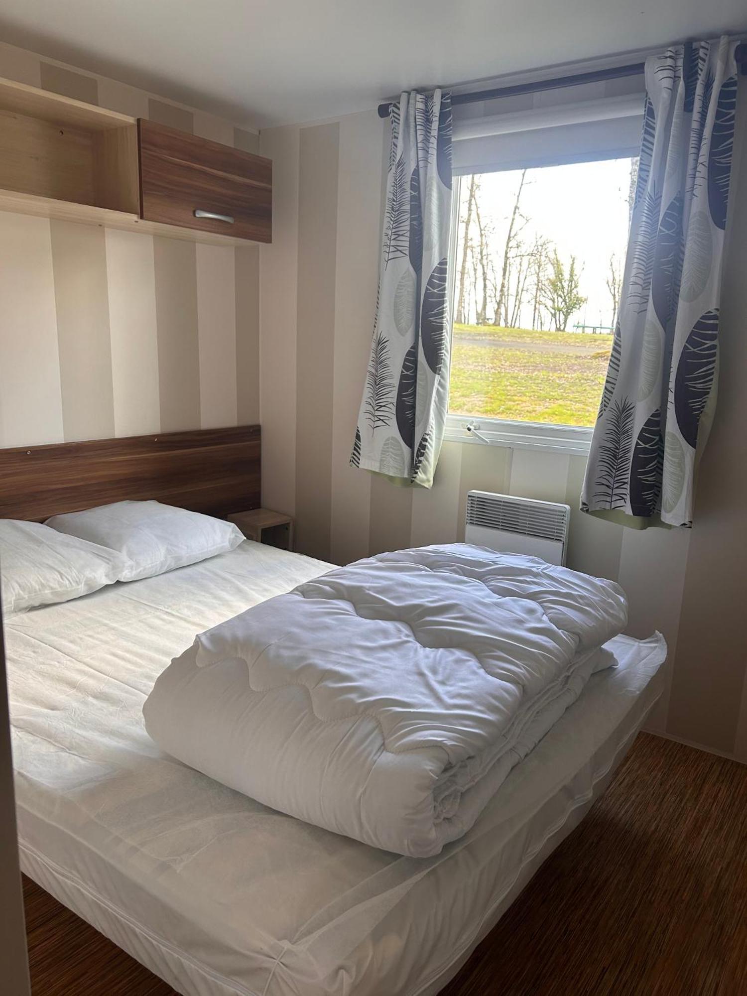Camping Les Petites Minaudieres Coussay-les-Bois Bilik gambar
