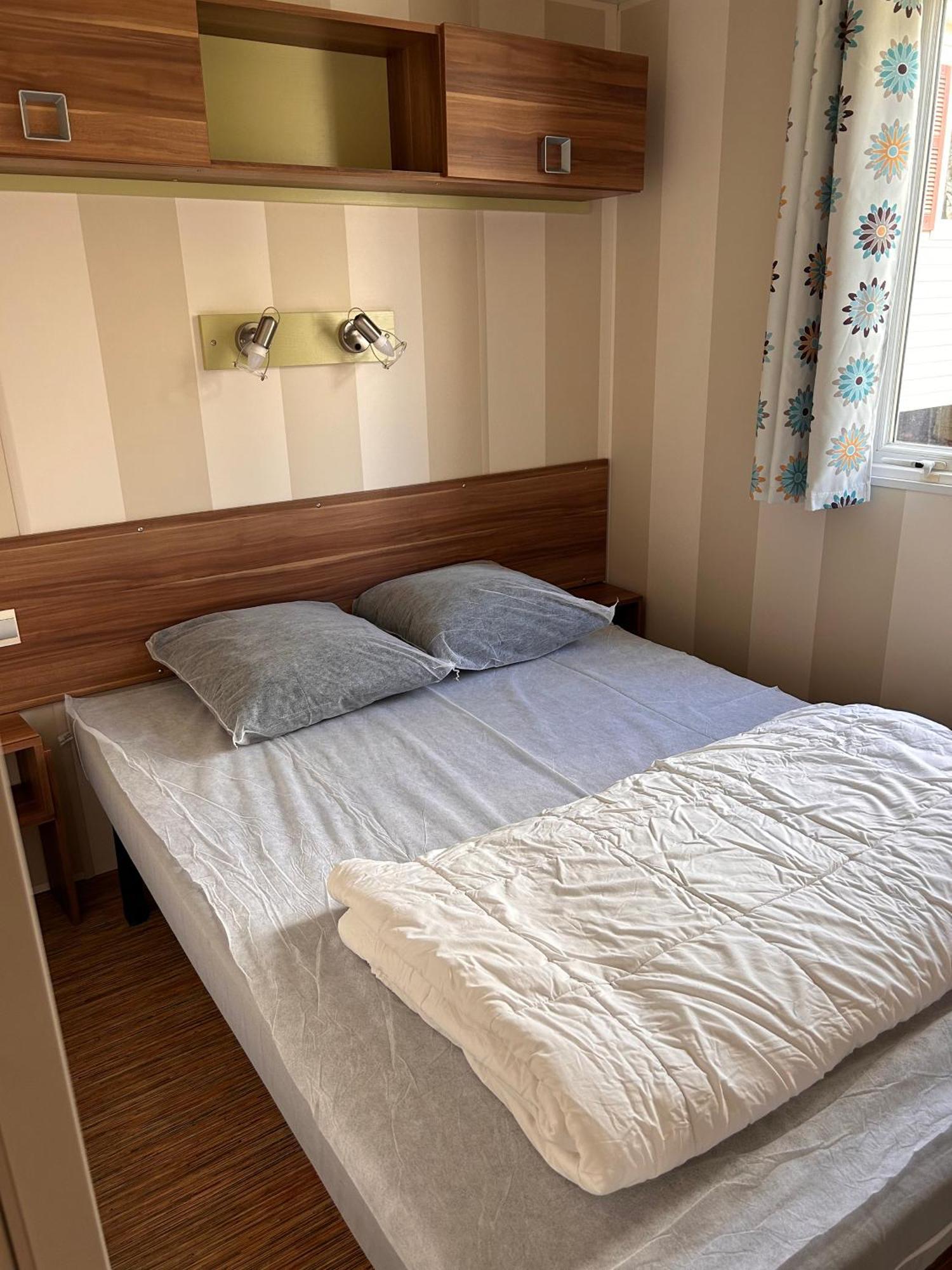 Camping Les Petites Minaudieres Coussay-les-Bois Bilik gambar