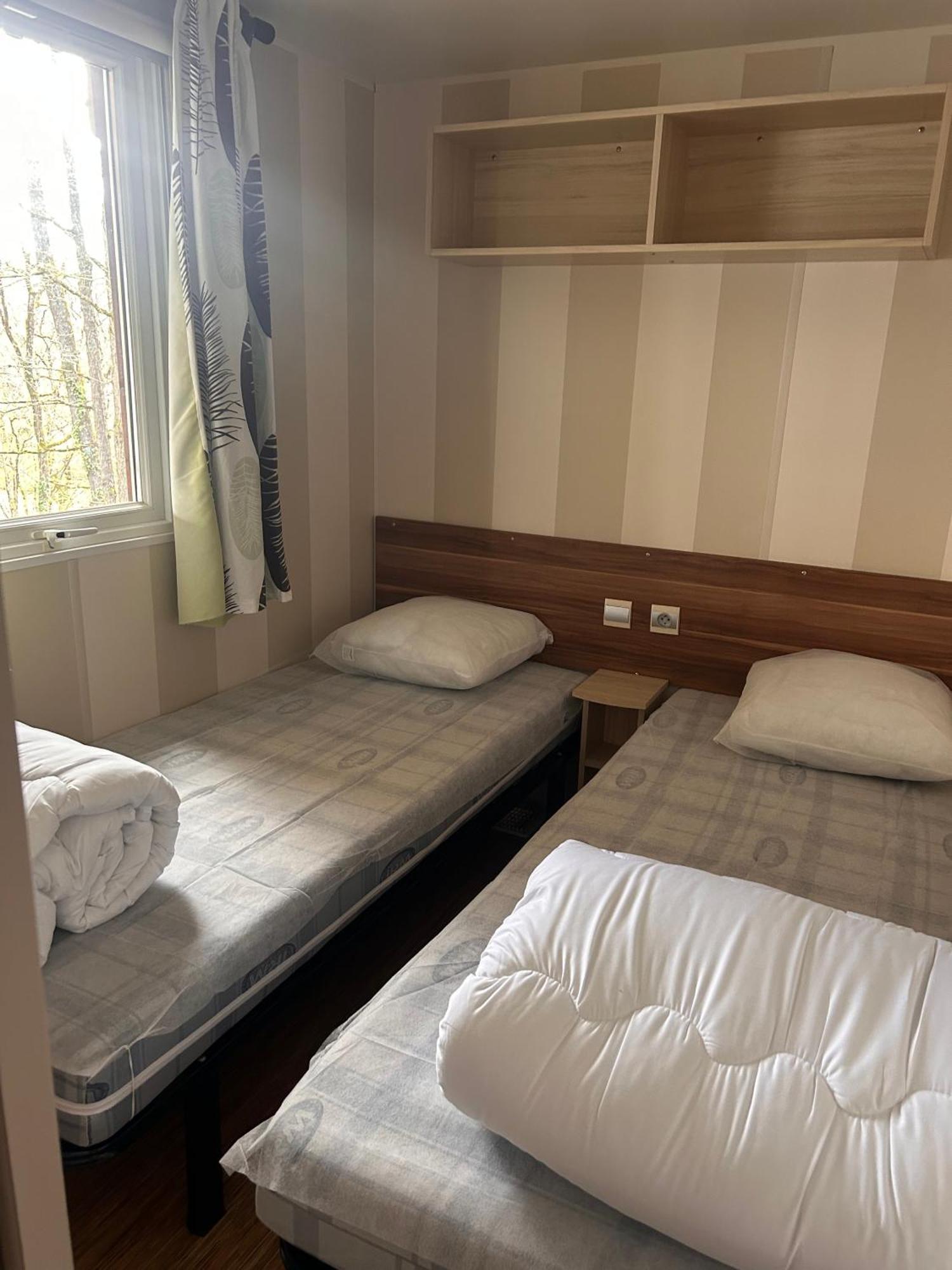 Camping Les Petites Minaudieres Coussay-les-Bois Bilik gambar